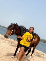 Foto pengguna brucenaa89