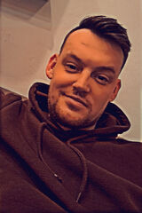 Foto pengguna Lalus123