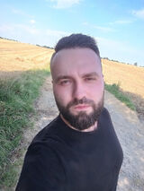 Foto pengguna Pawe99