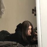 Foto pengguna Milenaakk