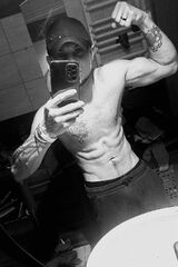 Foto pengguna Daniio96