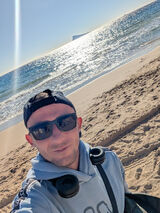 Foto pengguna Idealnyfacettt