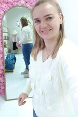 Foto pengguna Anna2301