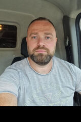 Foto pengguna damiantonym