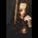 Foto pengguna Krysiaaaq