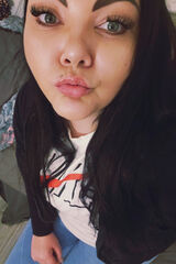 Foto pengguna Magdalena19161707