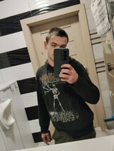 Foto pengguna okrojkarol941