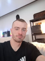 Foto pengguna Meloelo