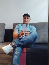 Foto pengguna Lucyferrrr