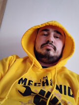 Foto pengguna Michalobloza