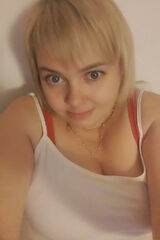 Foto pengguna moniaibercik999