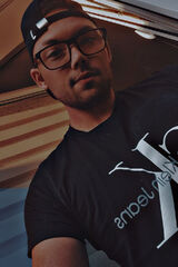 Foto pengguna Lipinski97