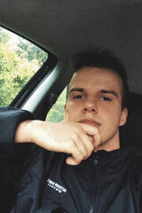 Foto pengguna Sylwek435353