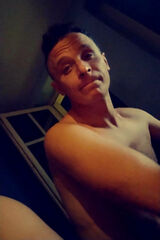 Foto pengguna TheMeNONY