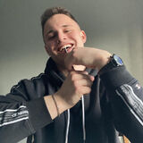 Foto pengguna Maciekkkkkkkkkkk