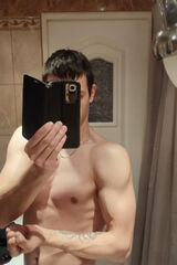 Foto pengguna Oleoleol