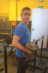 Foto pengguna Adrian577