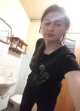 Foto penggunakasiawroel1230145