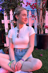 Foto pengguna Pichonangeline973