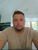 Foto pengguna Arek9669