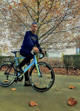 Foto pengguna Adrian199526