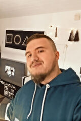 Foto utilizatorului Lukas750585