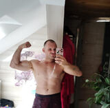 Foto pengguna tucholadrian993