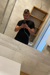 Zdjęcie użytkownika Michal0Jakos0leci