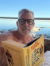 Foto pengguna darwinstrictlo