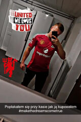 Foto pengguna Redheadboy666