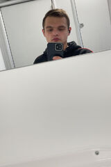 Фото користувача Adrian2106