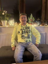 Foto pengguna m4hs8cv9x