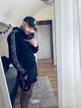 Foto pengguna Yyyaysj