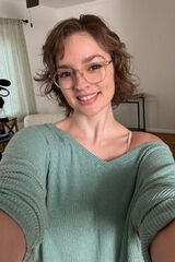 Foto pengguna rosemary3345567191