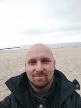 Foto pengguna Woytekkk