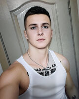 Foto pengguna Maksiolek