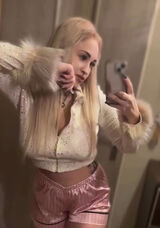 Foto pengguna Uniquegirllxx