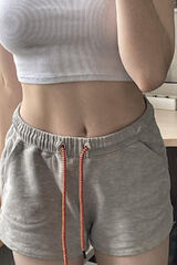 Foto pengguna Eliza56