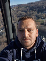 Foto pengguna Piotir