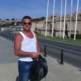 Foto pengguna Julio15