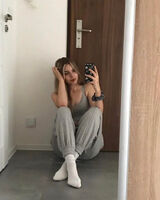 Foto pengguna Julcia2509