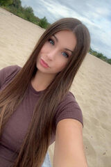 Foto pengguna KarinaL21