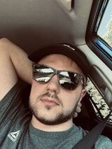 Foto pengguna rj776msnyd