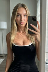 Foto pengguna Roza2002