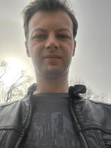 Foto pengguna KaroL44443