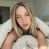 Foto pengguna Rozaiiuu