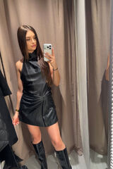 Foto pengguna moniaaa07