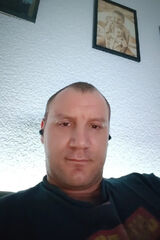 Foto pengguna marrciin89