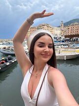 Foto pengguna sophiafarabi3