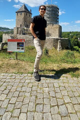 Foto pengguna timycat2024